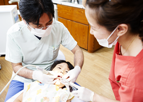 できるだけ痛みを軽減します